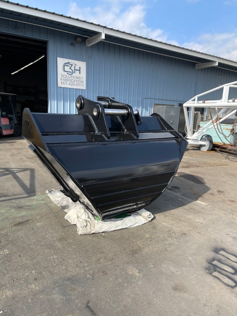 Custom excavator bucket attachment