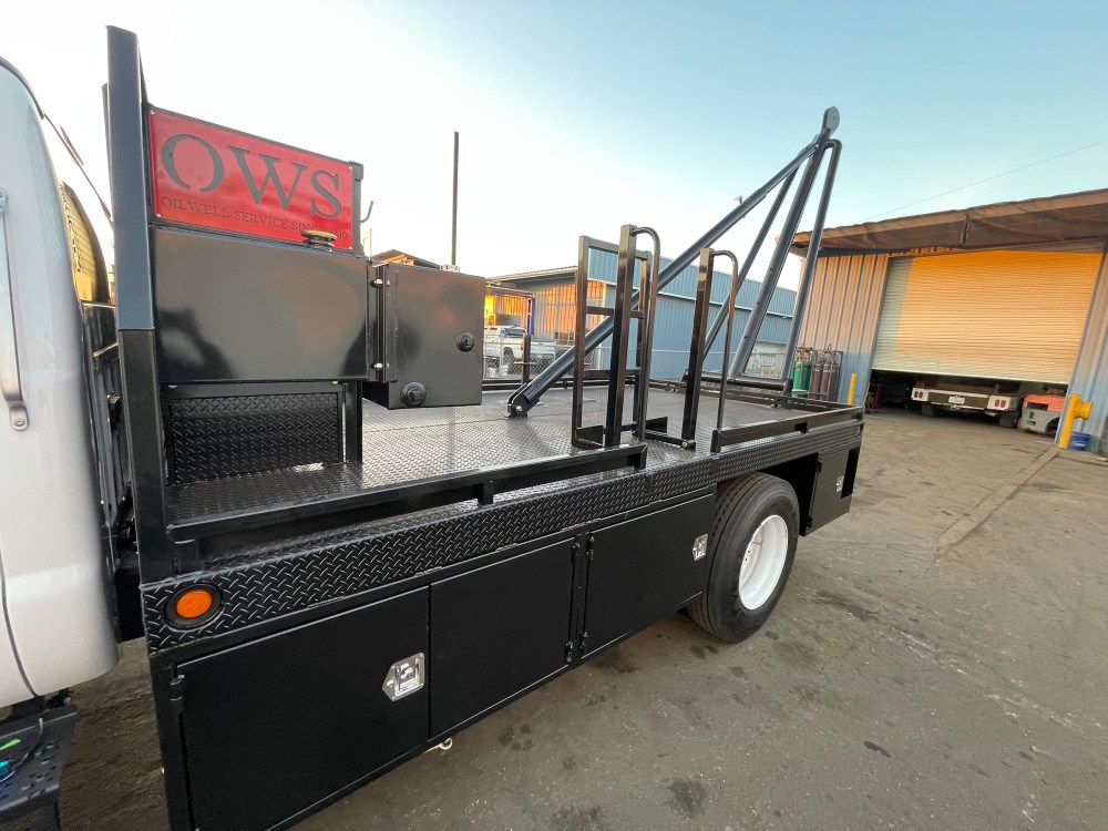 C3H custom fleet truck bed and rack fabrication