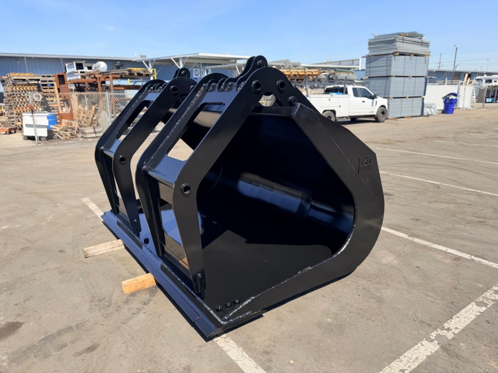 Finished custom grapple bucket from front angle